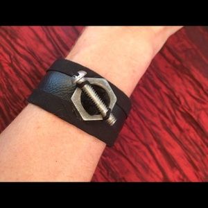 Loose 🤪 Screws 4 U ! Bracelets